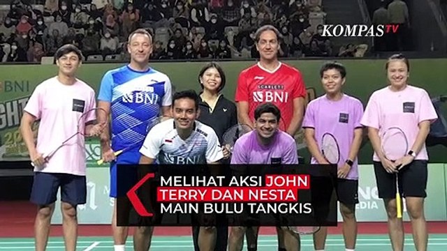 Melihat Aksi Legenda Sepak Bola John Terry dan Nesta Bermain Bulu Tangkis
