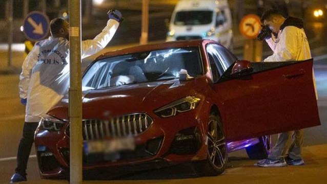 İstanbul'un göbeğinde korkunç saldırı! Kırmızı ışıkta bekleyen lüks aracın sürücüsünü infaz ettiler