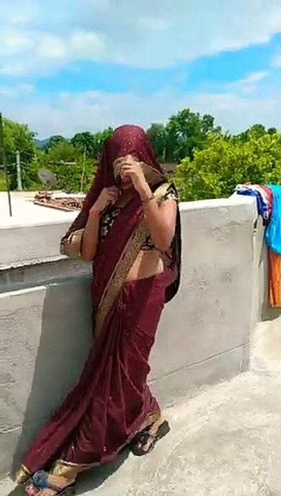 #video  bhojpuri bade dinon bad mulakat hui ho tohara se meethi meethi baat hui