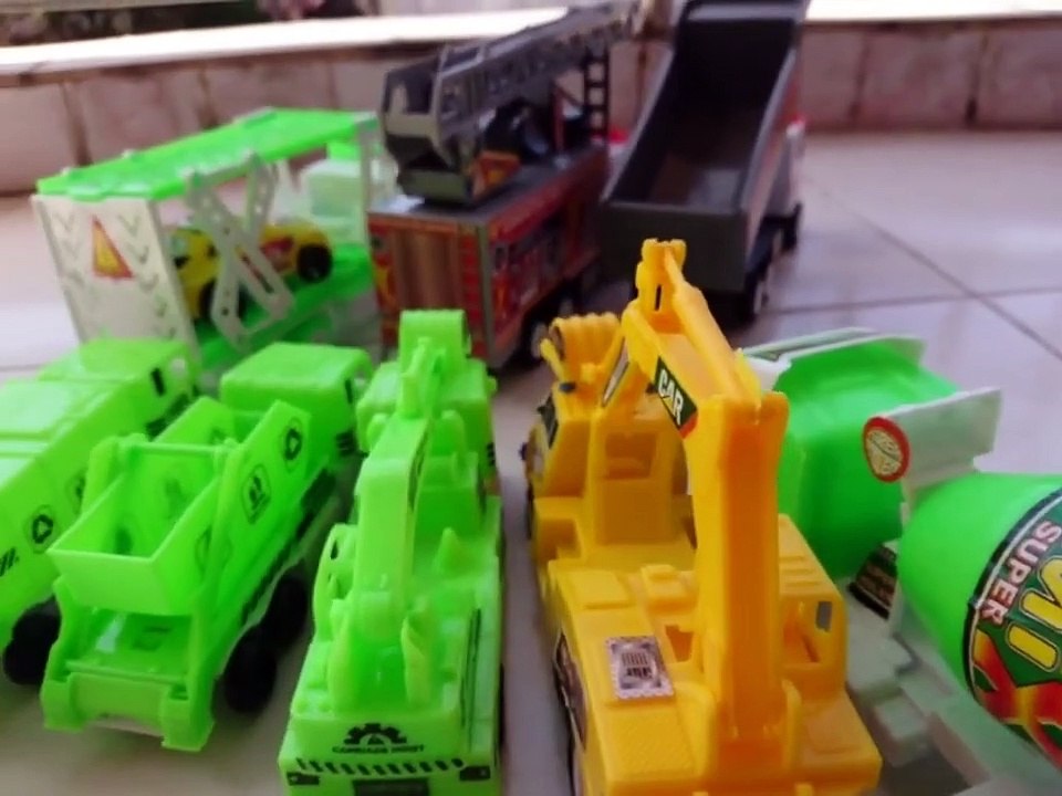 Hunting mainan anak-anak mulai dari Truk Sampah Truk Molen Truk Excavator Truk pasir dan Pemadam