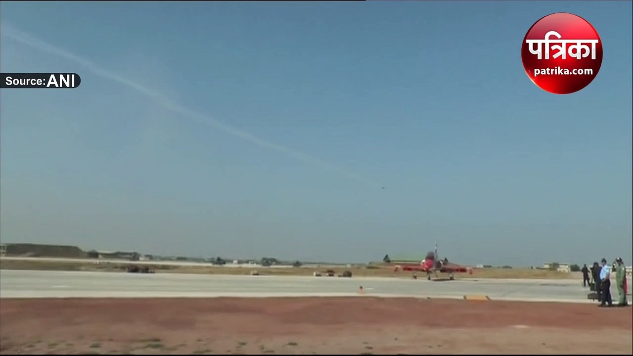 IAF की सूर्य किरण एरोबेटिक टीम ने गुजरात के जामनगर में किया एयर शो, देखें वीडियो