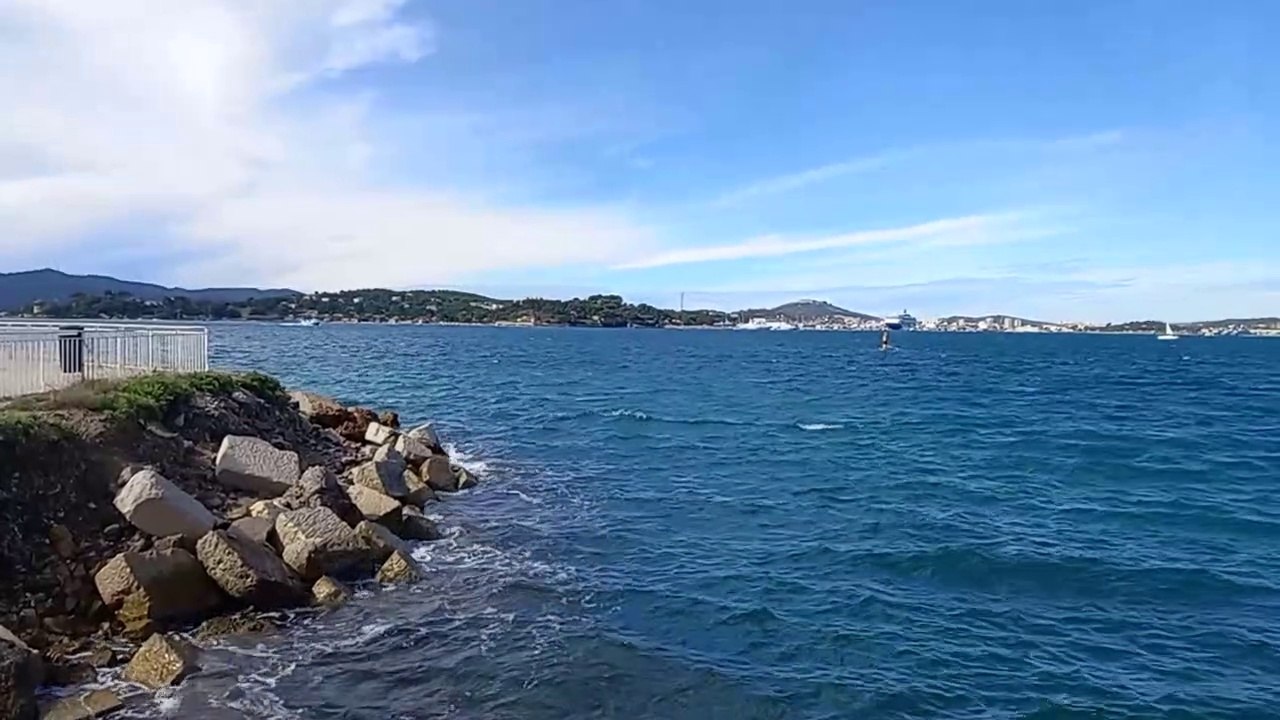 TOULON vu du mémorial des sous mariniers
