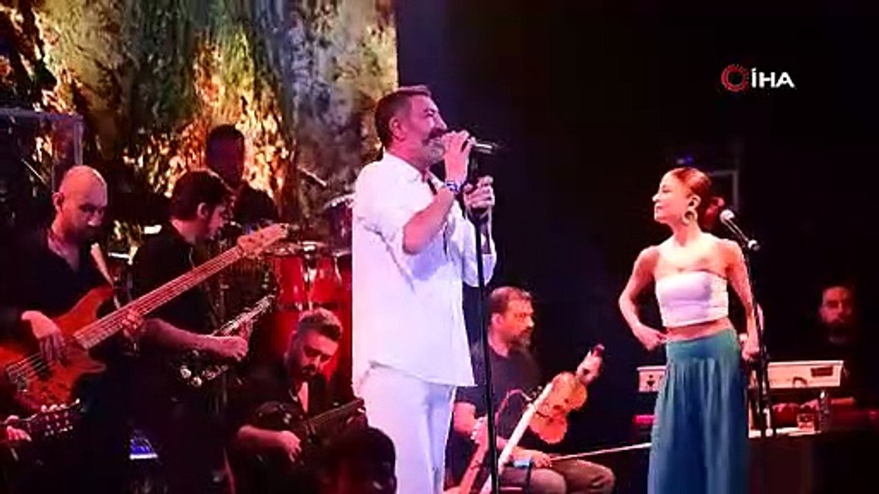 Hakan Altun Bursa’da gönüllere dokundu