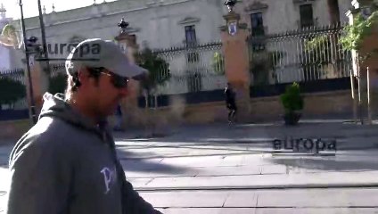 Fran Rivera molesto con una información sobre su familia