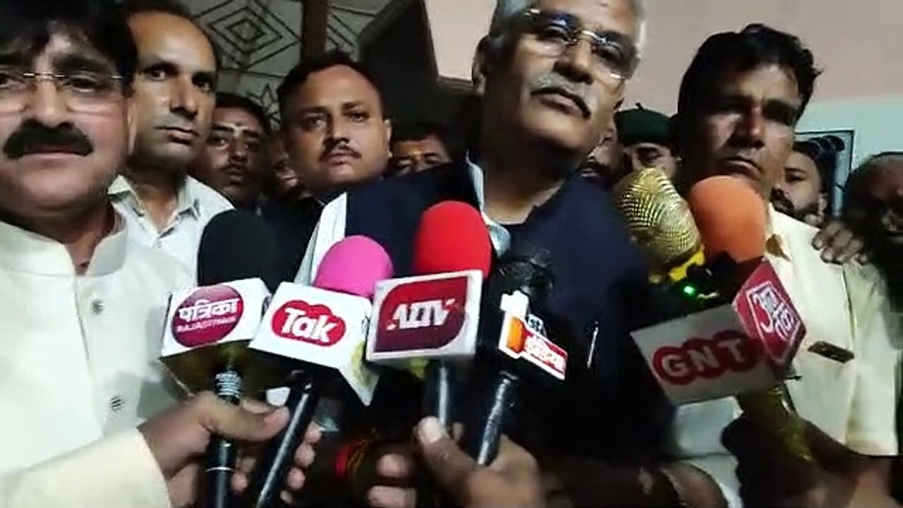 राज्य सरकार पिटी हुई पिक्चर, जनता की रुचि खत्म: शेखावत