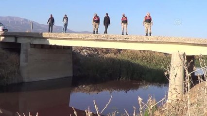 GAZİANTEP - Karasu Çayı'ndaki renk değişimi ve koku için inceleme