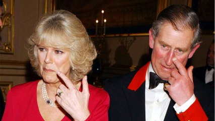 - Charles III et Camilla Parker Bowles : pourquoi se surnommaient-ils Gladys et Fred ?