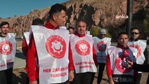 Yurt Sendikası Temsilcileri, Kamu Çalışanlarının Haklarının İyileştirilmesi Talebiyle Yozgat'tan Ankara'ya Yürümeye Başladı