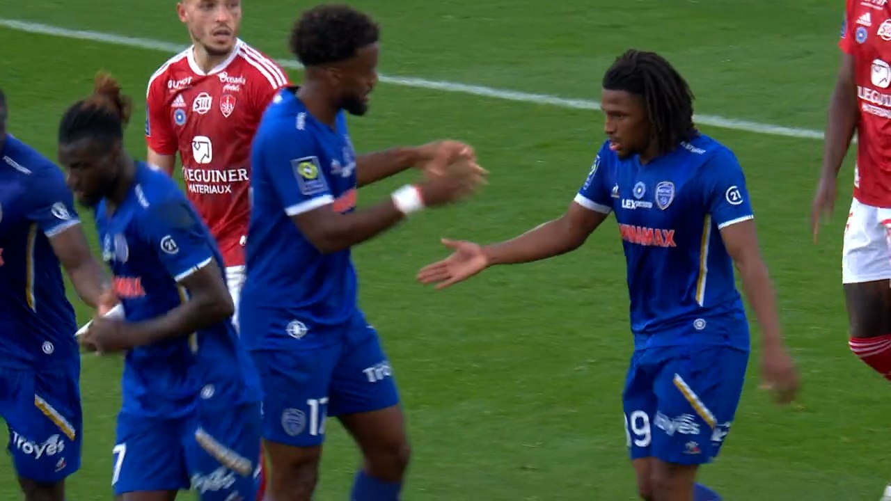 Brest 2-1 ESTAC | Résumé du match