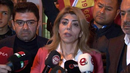 Berna Gözbaşı: "Bu şehrin dinamiklerine affımı istediğimi duyurmak istiyorum"