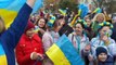 Kherson residents celebrate Ukrainian troops for second day after Russians fled