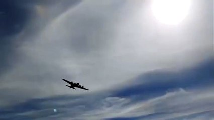 ਅਮਰੀਕਾ ਏਅਰਸ਼ੋਅ ਦੌਰਾਨ 2 ਜਹਾਜ਼ਾਂ ਦੀ ਟੱਕਰ, 6 ਮੌਤਾਂ ਦਾ ਖਦਸ਼ਾ, ਰੂਹ ਕੰਬਾਊ ਵੀਡੀਓ ਆਈ ਸਾਹਮਣੇ