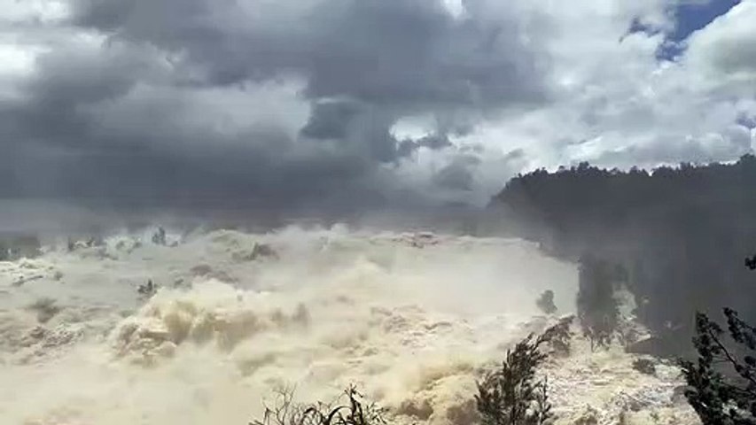 Wyangala Dam increase flow as flood disaster sweeps region. Video by NSW RFS