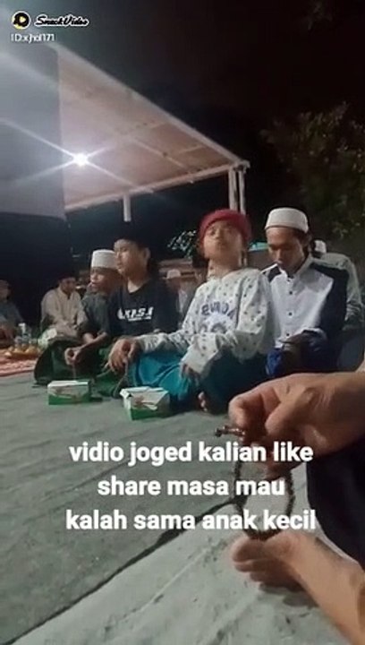 Zikir nya para jemaah anak anak