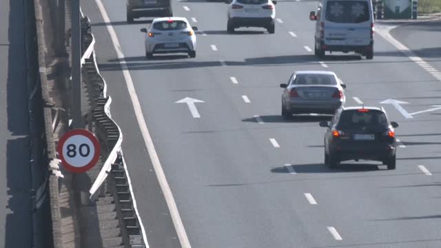 La DGT planea una actualización de las señales de tráfico para adaptarse a los nuevos tiempos