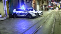 İstiklal Caddesi’nde banklar söküldü