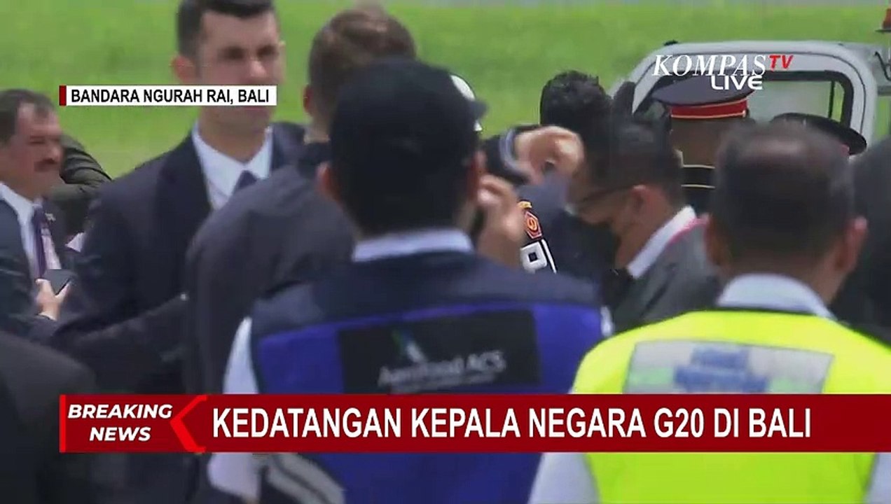 Ditemani Ibu Negara, Presiden Turki Recep Tayyip Erdogan Tiba di Bandara Ngurah Rai Bali!