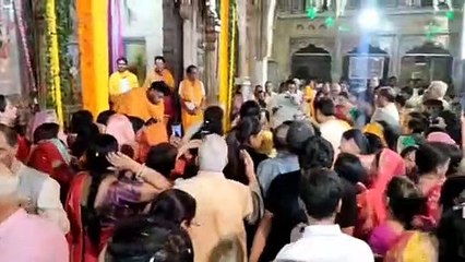 Devotees gathered in the marriage procession of Lord Ram