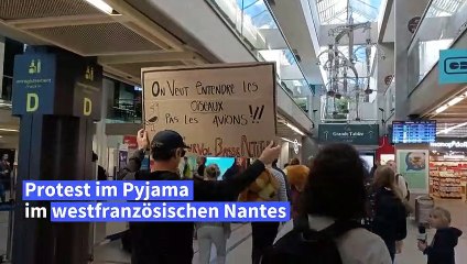 "Wir wollen schlafen": Protest im Pyjama gegen Fluglärm