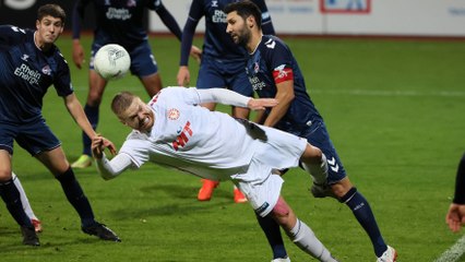 Download Video: Hitziger Schlagabtausch im Kölner Derby: Remis zwischen Fortuna und Effzeh