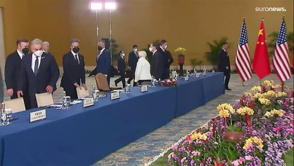 شاهد: شي وبايدن يتصافحان مع انطلاق قمة بالي