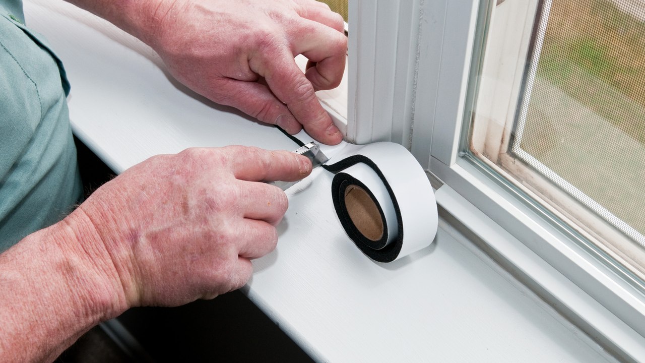 Fenster abdichten: Mit diesem kostenlosen & super einfachen Trick spart ihr Heizkosten