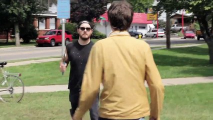 Ape Bande-annonce (EN)