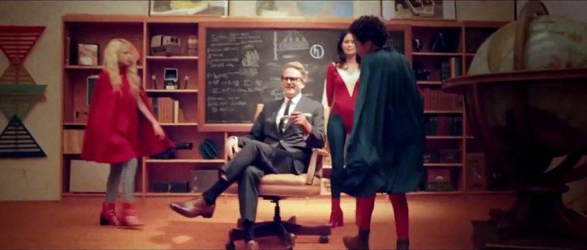 La Légende des super-héros Bande-annonce (RU)