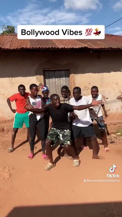 African kids dance to trending Indian song Kaala Chasma _Smash Talent kids African_ TikTok Viral