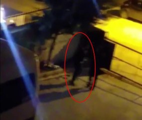 HIRSIZLIK ŞÜPHELİSİNİ SİTE SAKİNİ YAKALAYARAK POLİSE TESLİM ETTİ