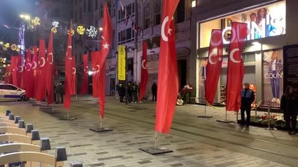 İstiklal Caddesi yaya trafiğine kapatıldı