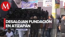 Padres de familia protestan por cierre de Fundación en Atizapán