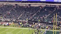 Eagles warm up for Week 10 game vs. Commanders