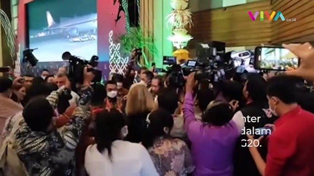 Jokowi Mendadak Muncul di Ruang Jurnalis KTT G20!