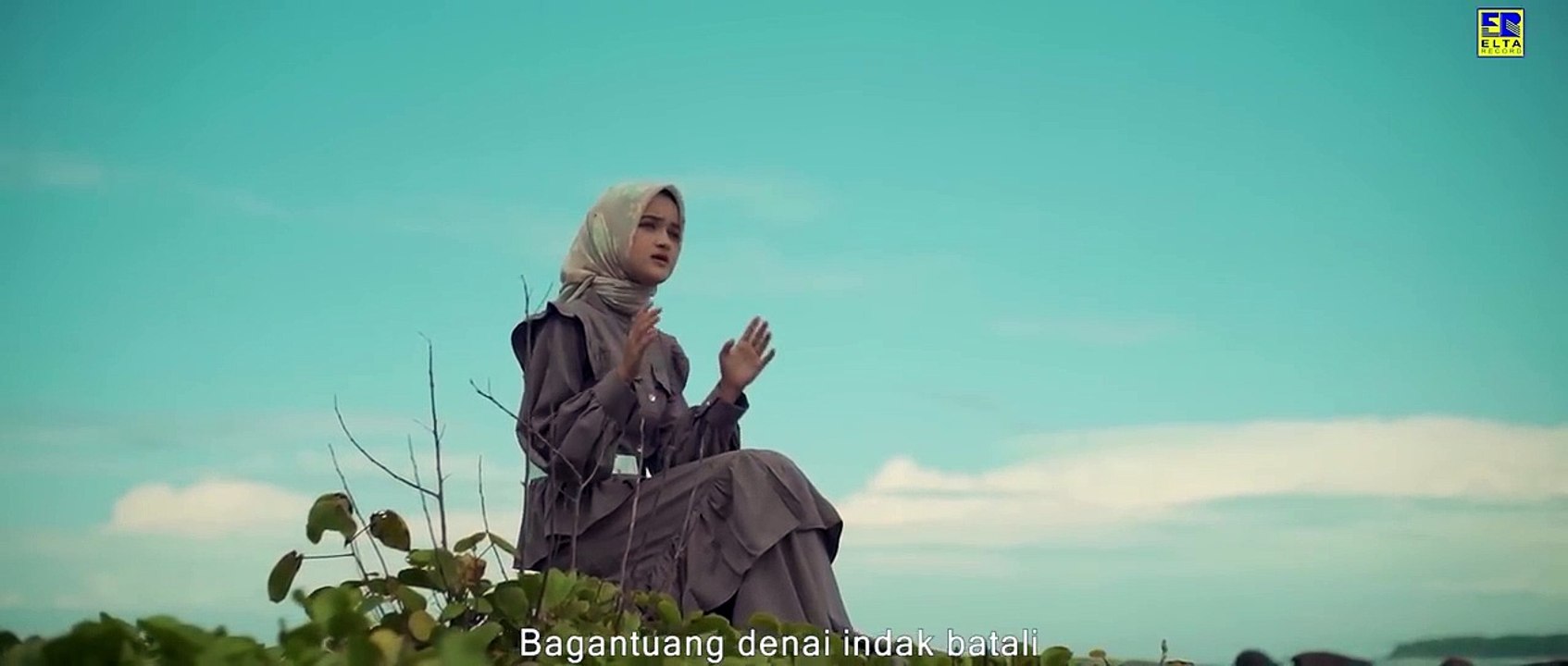 Puspa Indah - Satangah Hati  (Official Video)