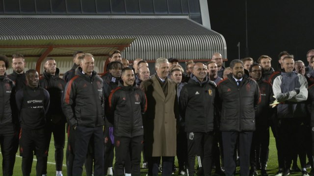 Coupe du monde: le roi Philippe est venu montrer son soutien aux Diables rouges avant leur départ