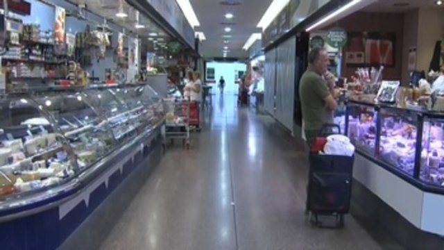 La inflación se moderó al 7,3 % en octubre con alza récord para los alimentos