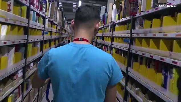 Интернет-гигант Amazon планирует массовые увольнения