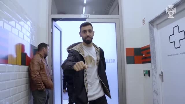 Portugal - Retrouvailles glaciales entre Bruno Fernandes et Cristiano Ronaldo