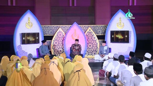 Pengertian, Keutamaan dan Luasnya Makna Sedekah