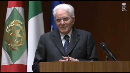 Скачать видео: Mattarella: politica estera compete al governo, non al Colle