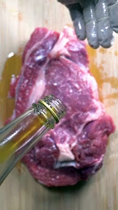 AS Fleisch Vertical Video