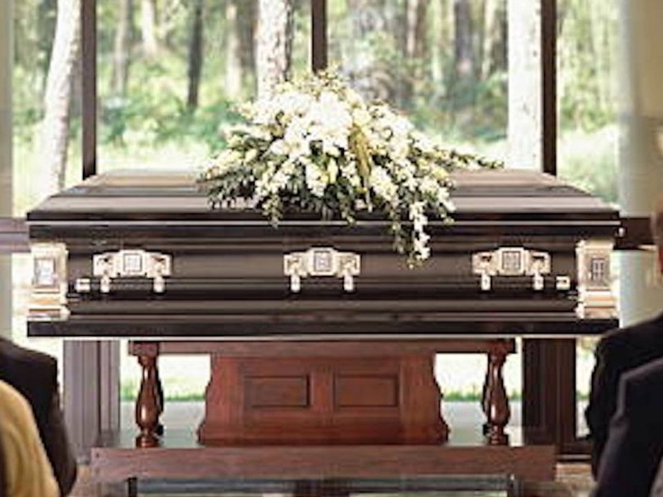 19 % über dem durchschnitt: todeszahlen nahmen oktober 2022 rapide zu