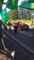 Manifestações em frente ao 30º BIMEC marcam feriado em Apucarana