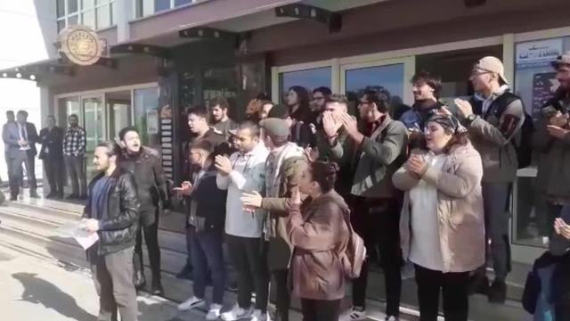 Çanakkale Onsekiz Mart Üniversitesi Öğrencilerinden Yemek Protestosu