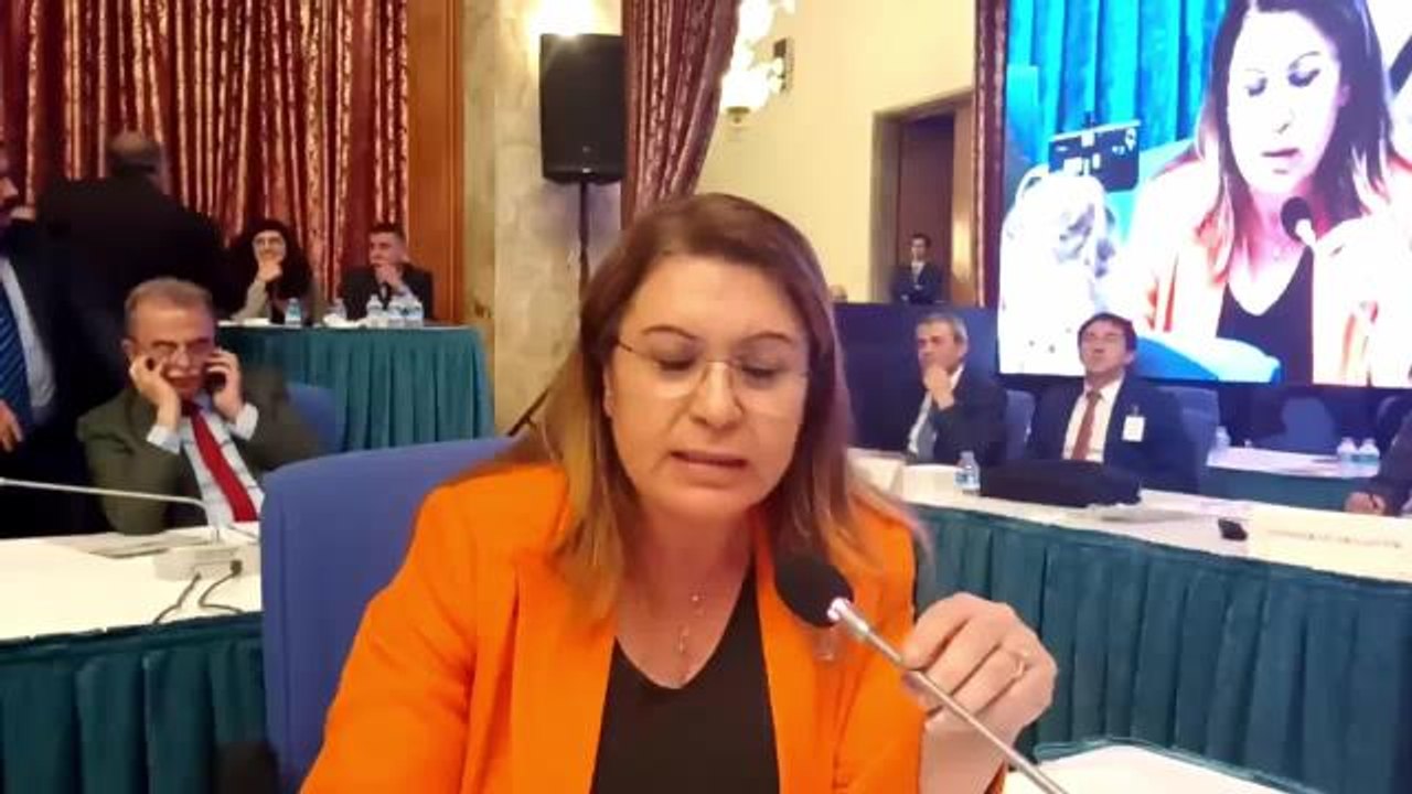 CHP'li Biçer Karaca'dan Bakan Bozdağ'a: "40 Soru Önergesinde Yaklaşık Bin Küsür Soru Sormuşum, Bir Tanesine Daha Cevap Vermemişsiniz"