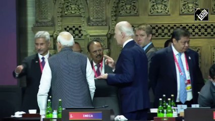 US President walks over to PM Modi before start of G20 summit