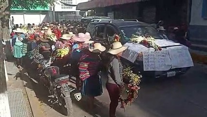 Piden justicia por el hombre que murió apuñalado en una fiesta de Wallunk’a en Capinota