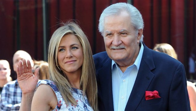Emotionaler Abschied: Jennifer Anistons Vater ist verstorben