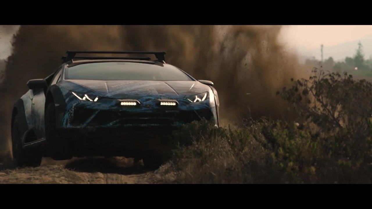 Neuer Lamborghini Huracán Sterrato - An der Meeresküste